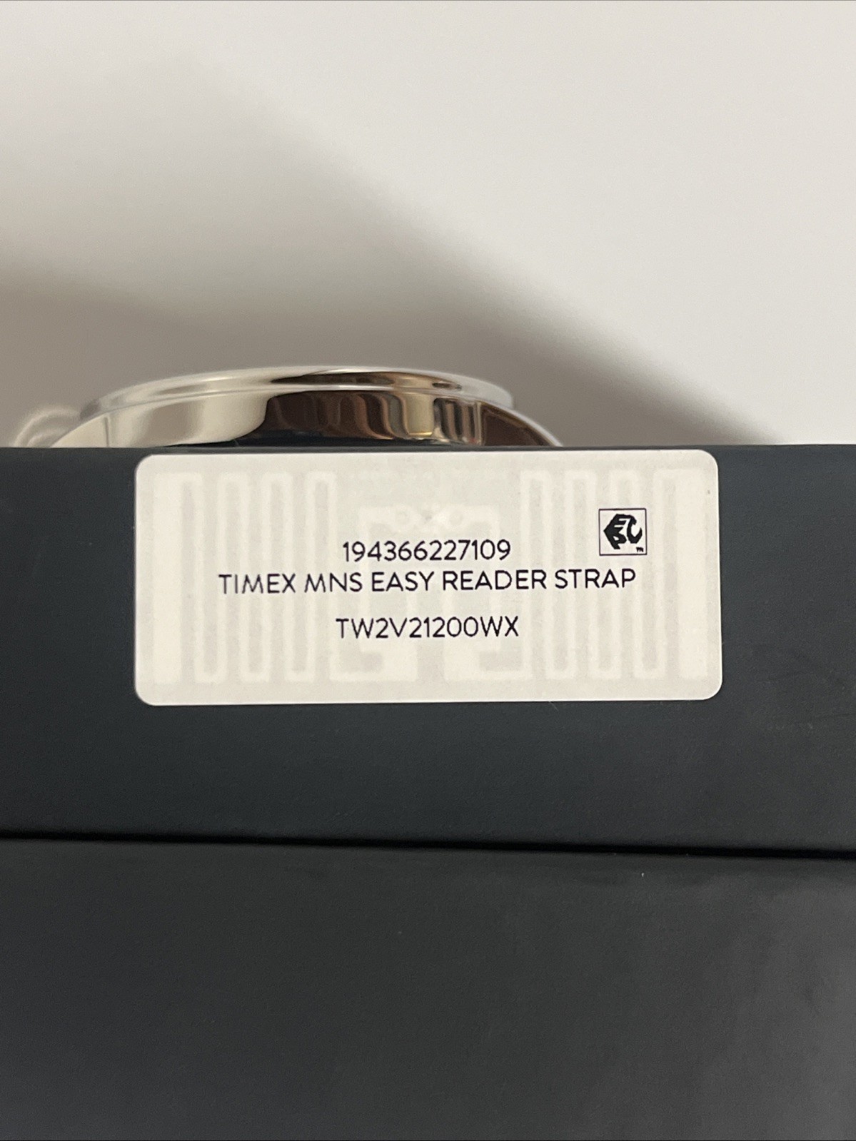 Timex Men’s Watch Easy Reader Black Leather Strap TW2V21200WX