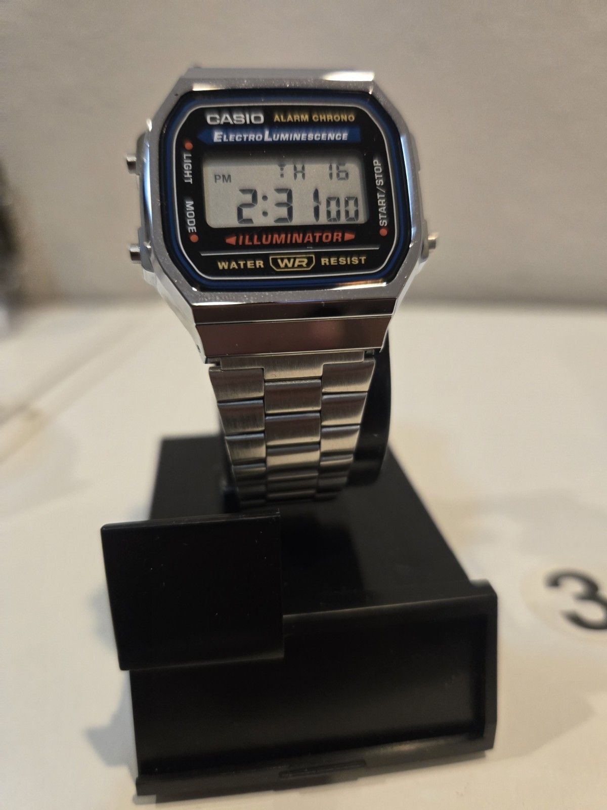 Men’s Watch Classic Digital Dial Stainless Steel Bracelet A158W-1 A168W-CASIO