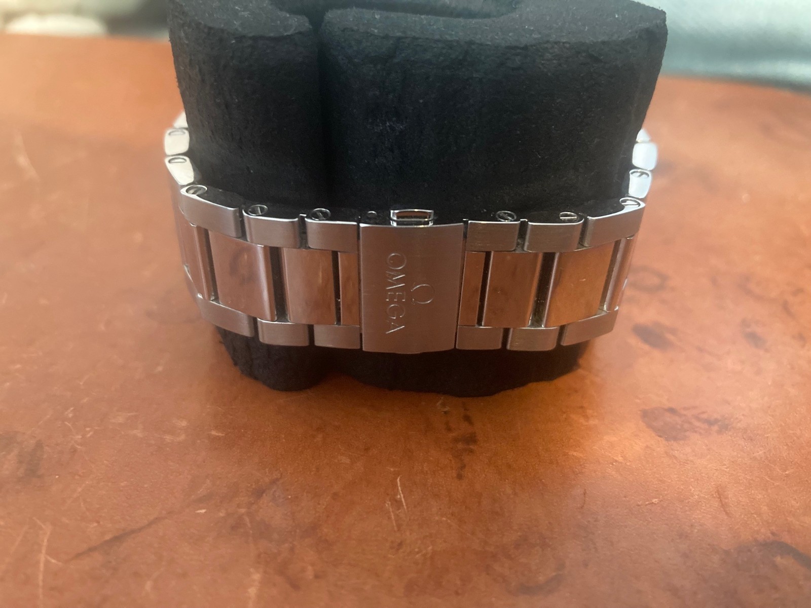 OMEGA Aqua Terra 38mm Blue Men’s Watch – 220.10.38.20.03.001