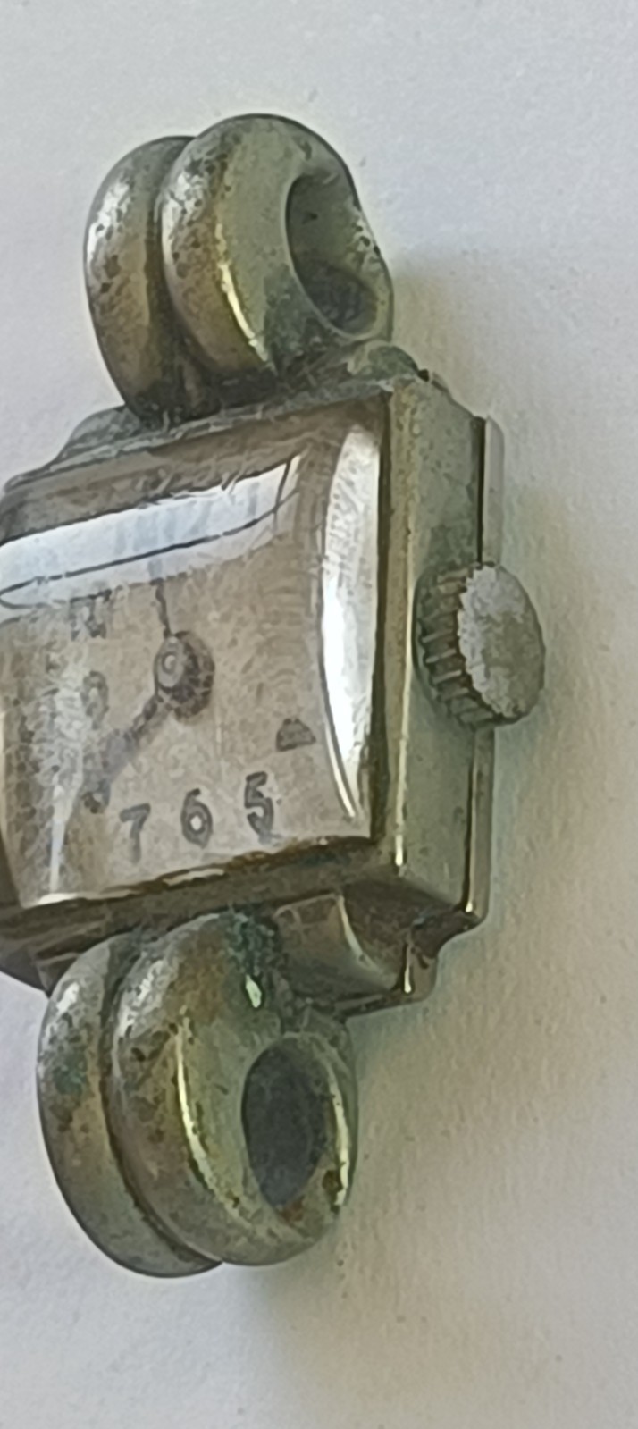 Antique old women wristwatch metal fond acier Art Deco design Felsus ?
