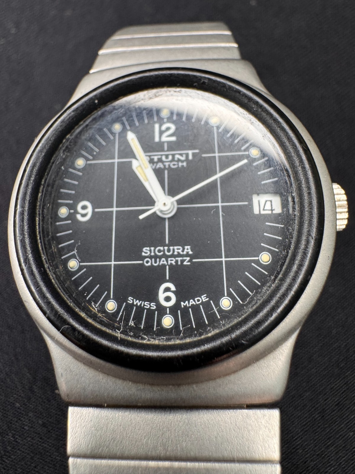 Vintage 1980s Sicura “Stunt Watch” Swiss Quartz — Breitling Era