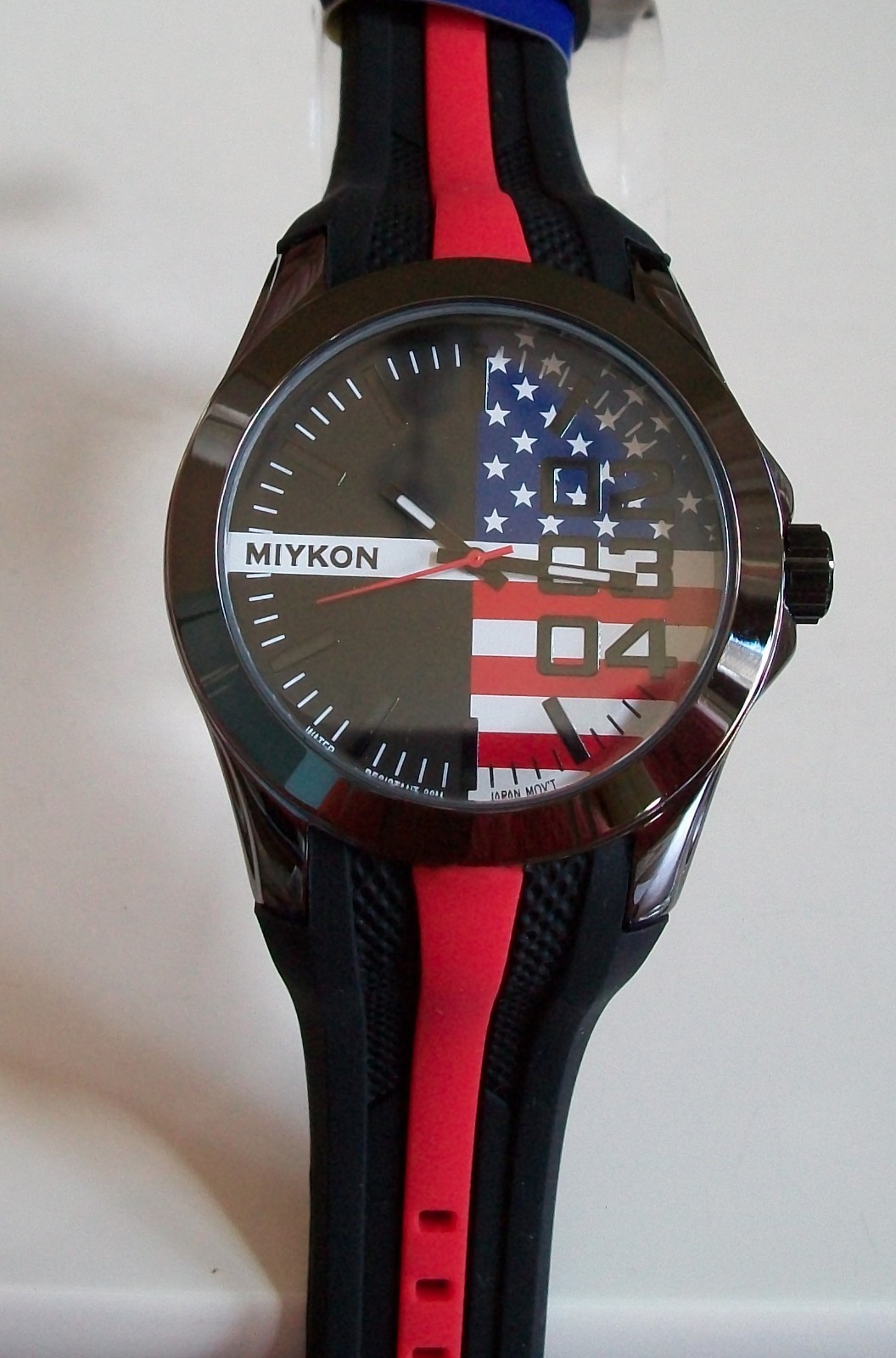Miykon Men’s Silicone Band USA Flag & Plain Style Fashion Hip Hop Casual Watches