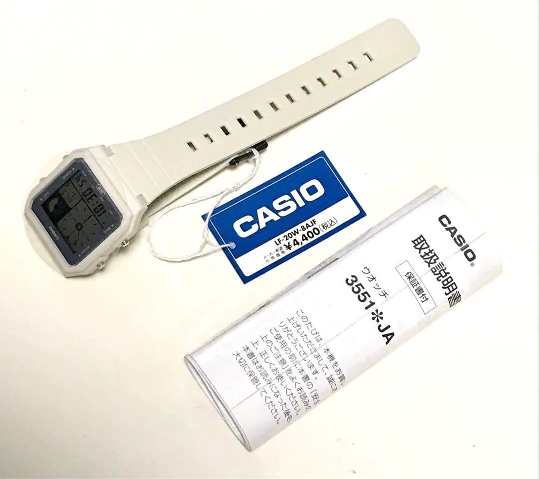 Brand new, unused CASIO LF-20W-8AJF unisex watch.