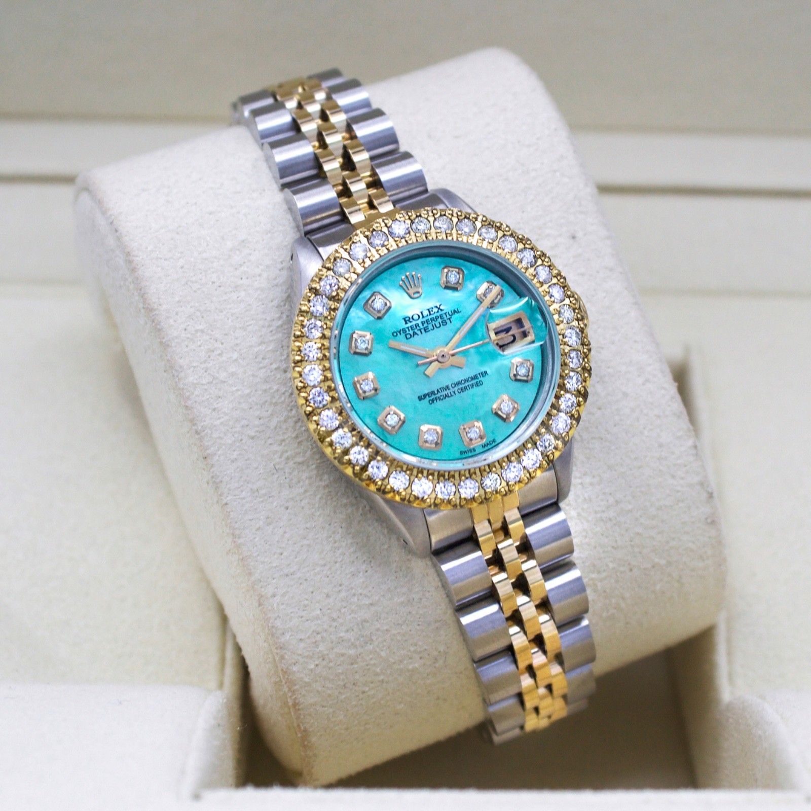 Rolex Datejust 26mm Custom 2ct Diamond Bezel Baby Green MOP Dial TT Jubilee Band
