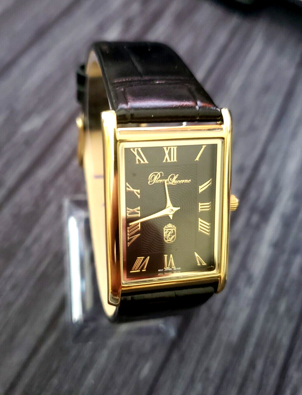 Pierre Lucerne Slim Mens Seiko-Y120 Tank Watch Japan Gld Blk