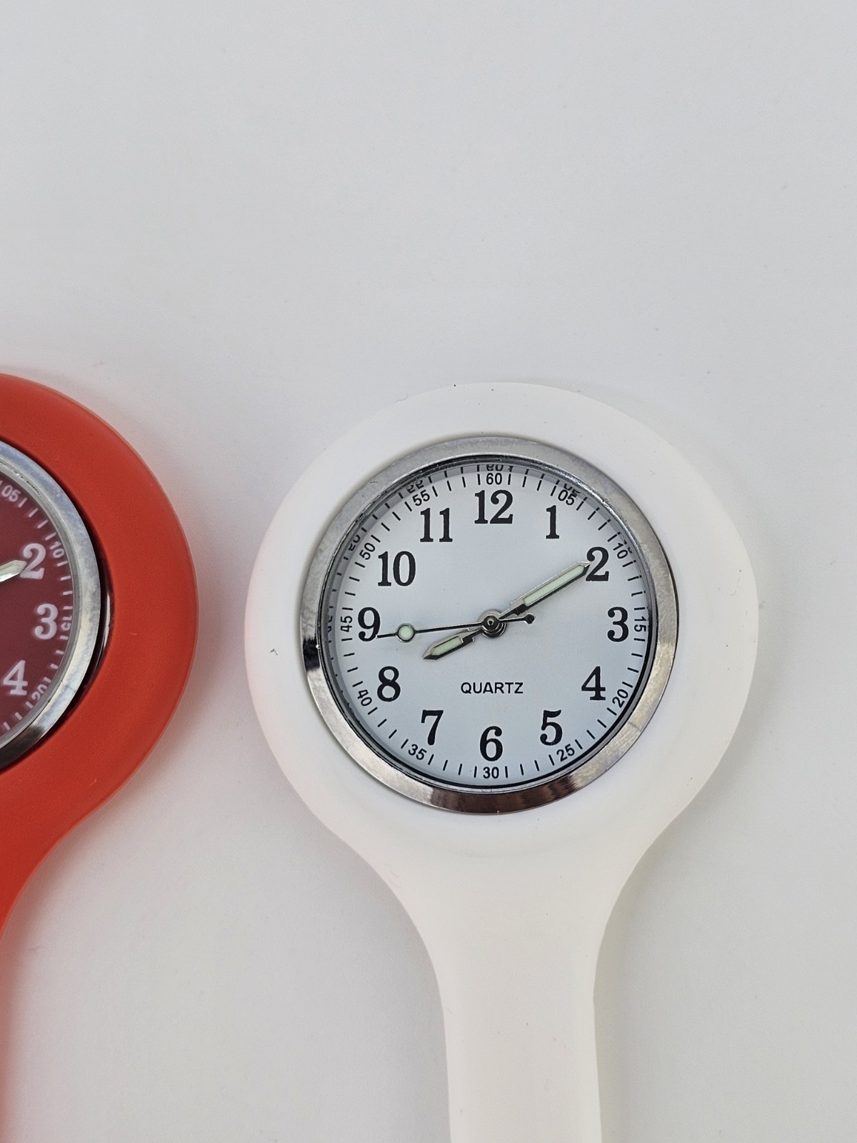 2X Nurse Watch White Red Silicone Nurse Watch Brooch Tunic Fob Watch New Battery
