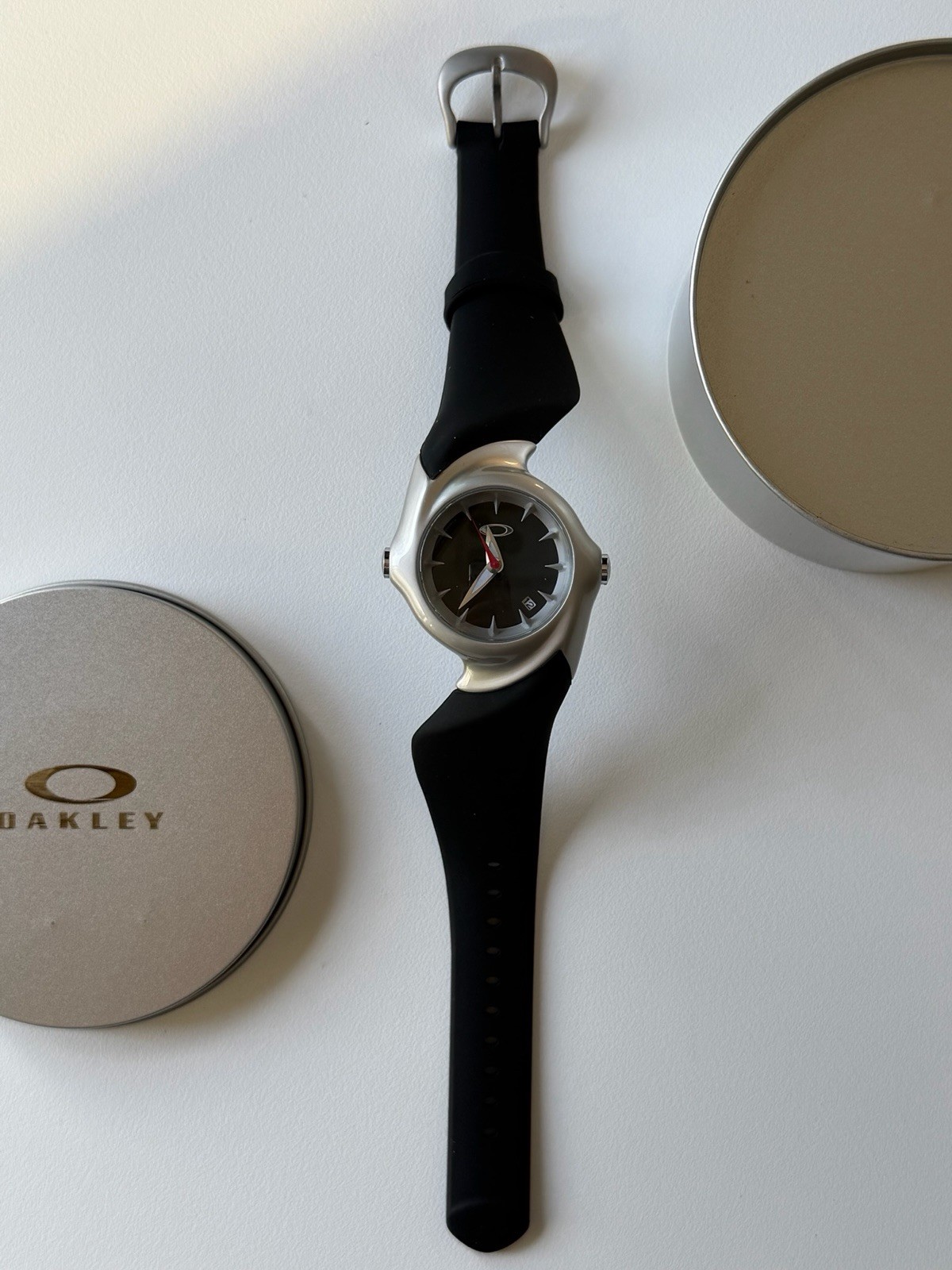 Oakley D1 Icon Watch Black Dial Rubber Strap