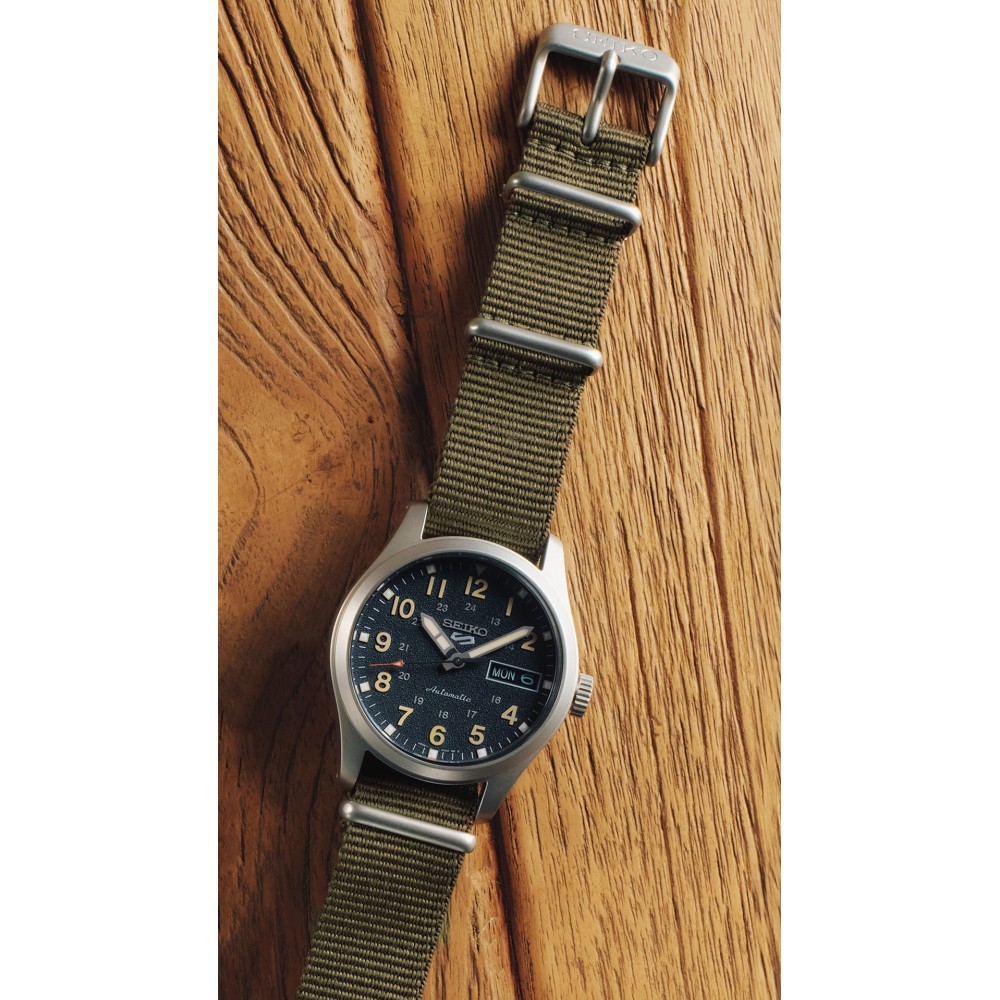 Seiko 5 Sports SRPJ85K1 Automatic Men’s Watch Black Dial Green Nylon Strap