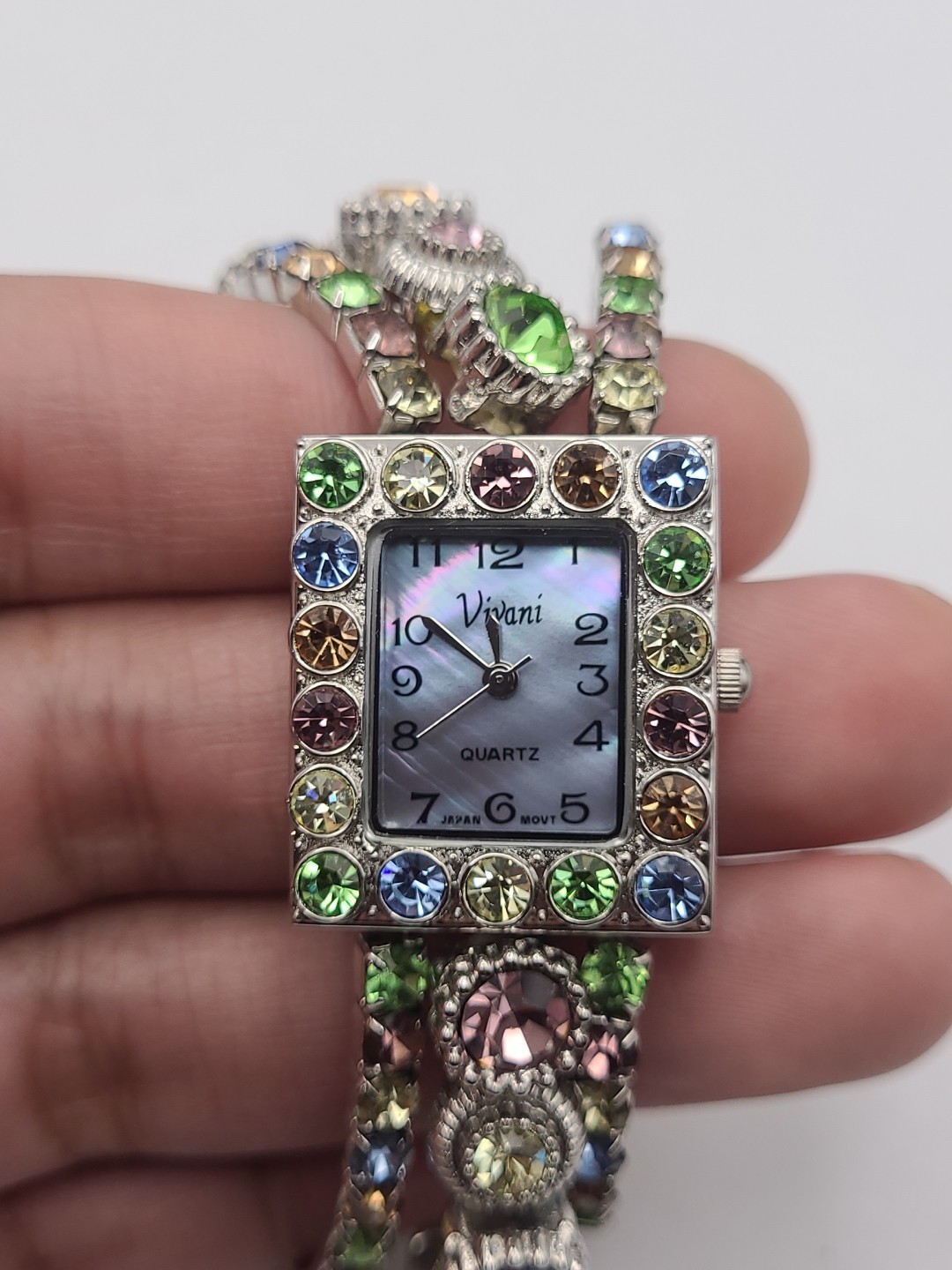 VIVANI Multicolor Rhinestone Womens Watch Stretch Band New Battery Working
