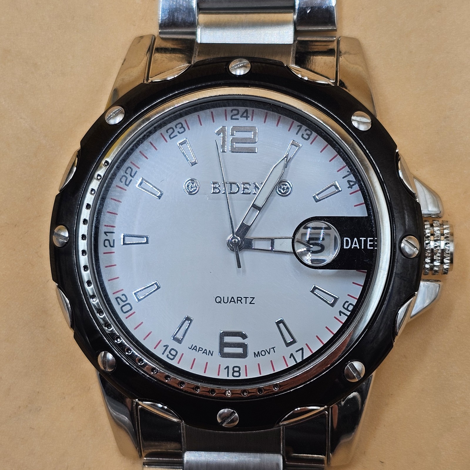 Biden 0012 Luxury Stainless Steel White Dial Date Quartz Men’s Watch Japan Movt