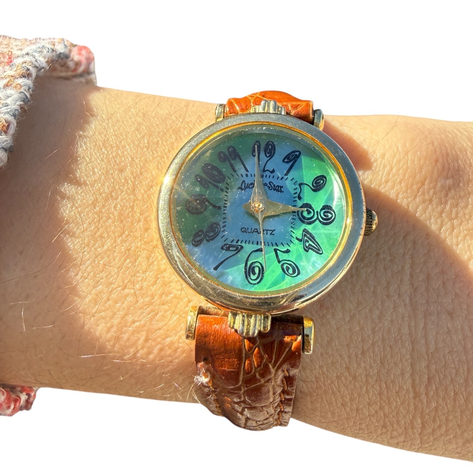 Vintage Lucky Star Quartz Watch Mother of Pearl Dial Faceted Crystal Japan
