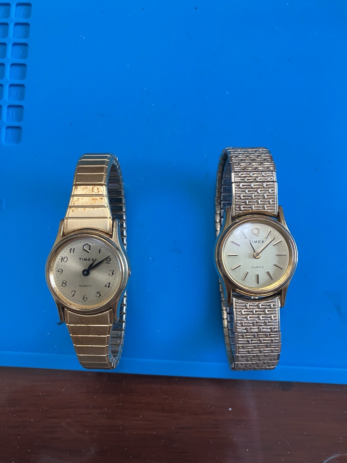 Timex Women’s Q Quartz Watches. For Parts Or Repair. Lot of 2