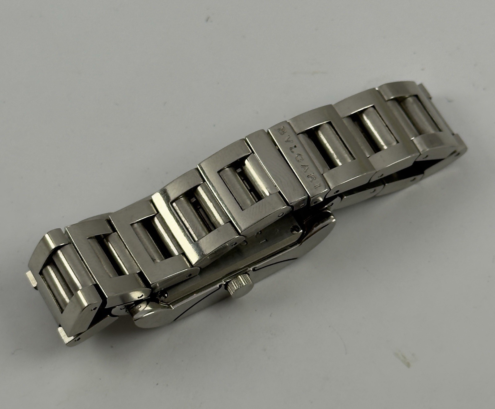 Bulgari RT39S ladies’ watches. Defective, not working. NO:215