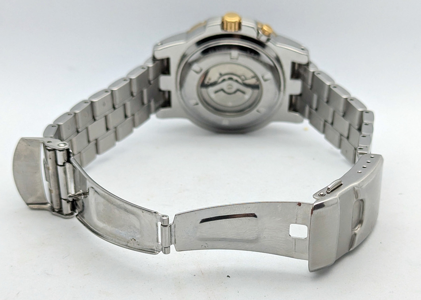 Seiko Kinetic SKA382 5M62 Black Gold Lrg Wrist 100M | New Capacitor Crystal Box