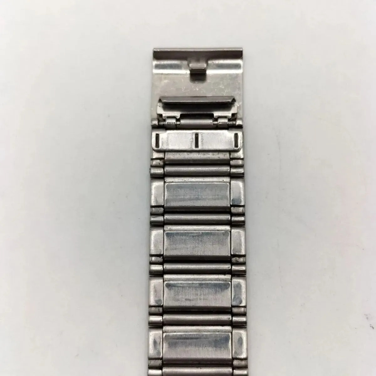 Citizen Q&Q CRATER 10BAR Water Resistant Watch