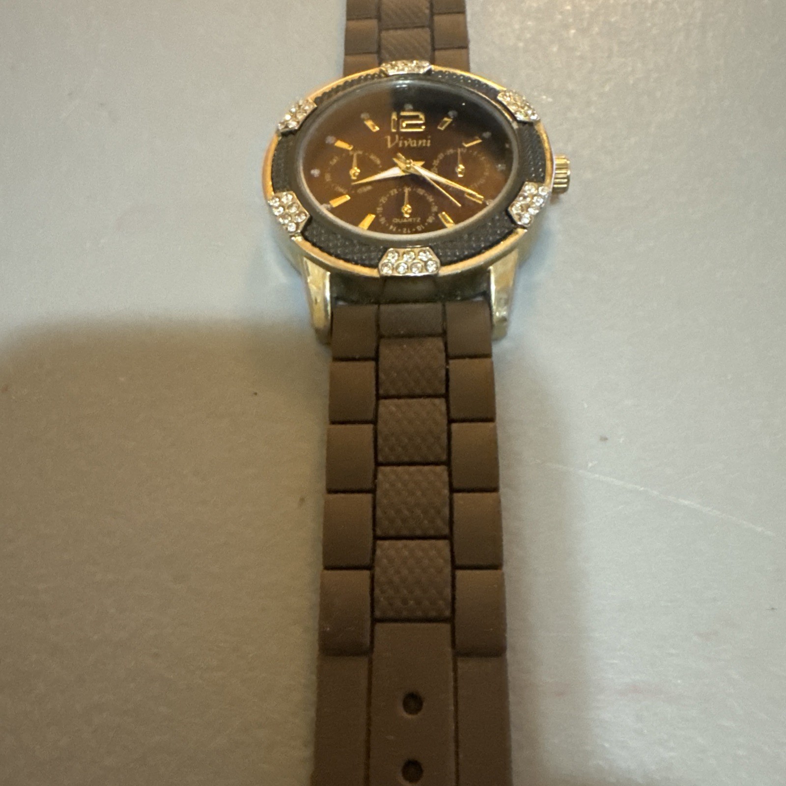 Vivani Womens Brown Gold Rhinestone Fashion Watch. Untested.