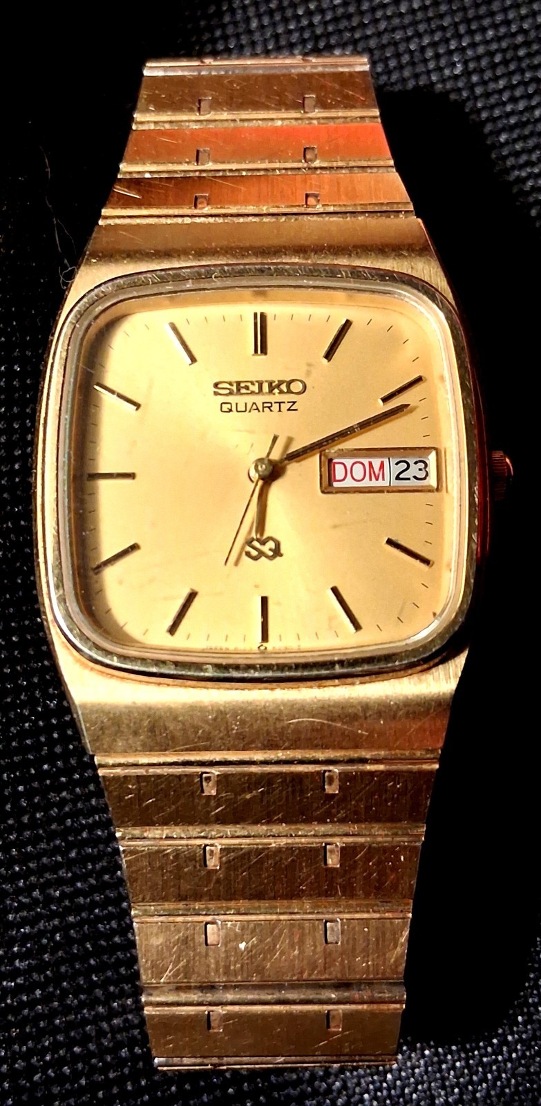 1985 Seiko SQ Golden Sunburst Dial Men’s Sport’s Watch Slim