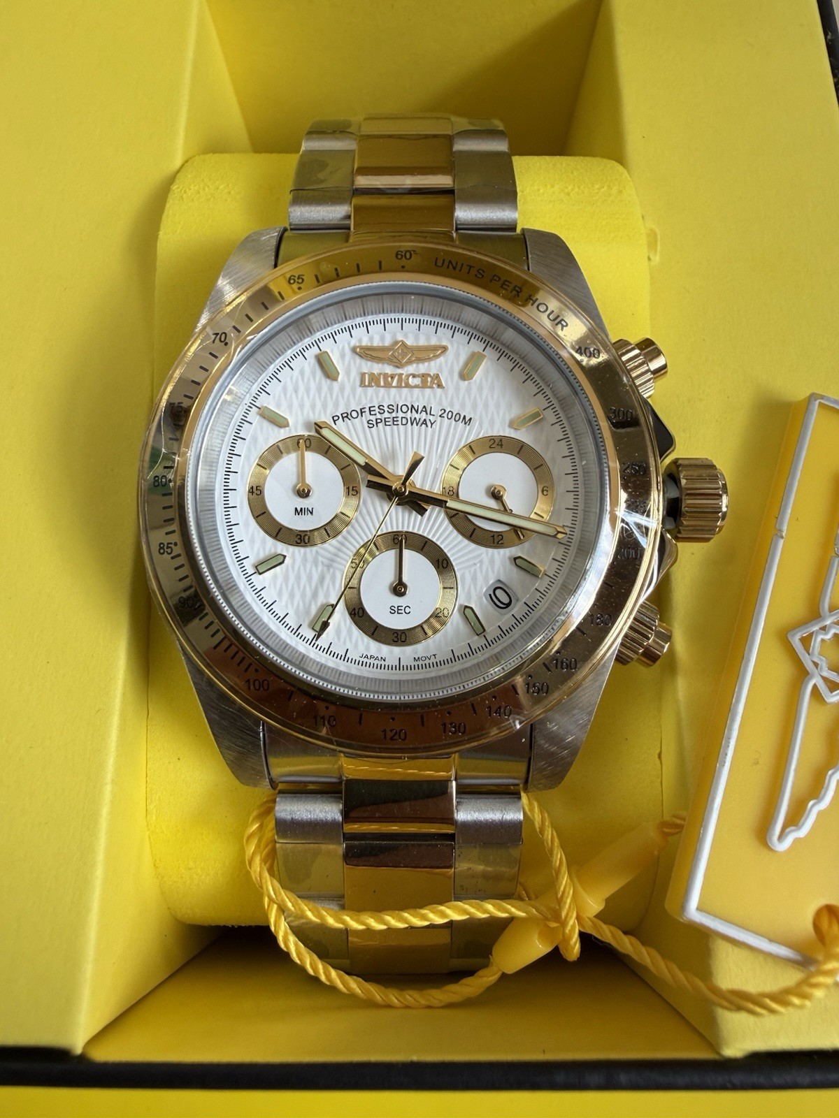 Invicta Men’s Speedway Torvane Quartz Chronograph 39.5 mm