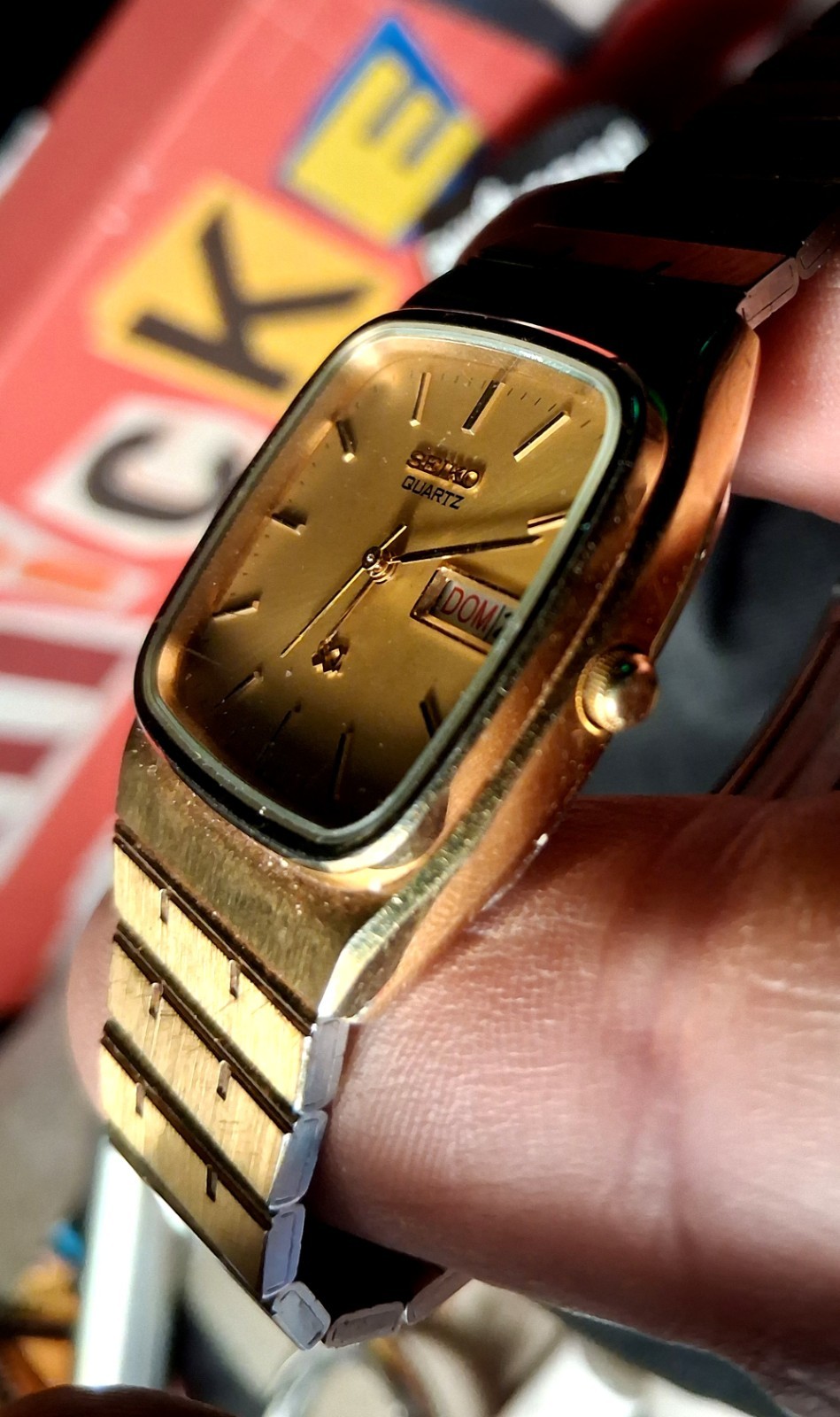 1985 Seiko SQ Golden Sunburst Dial Men’s Sport’s Watch Slim