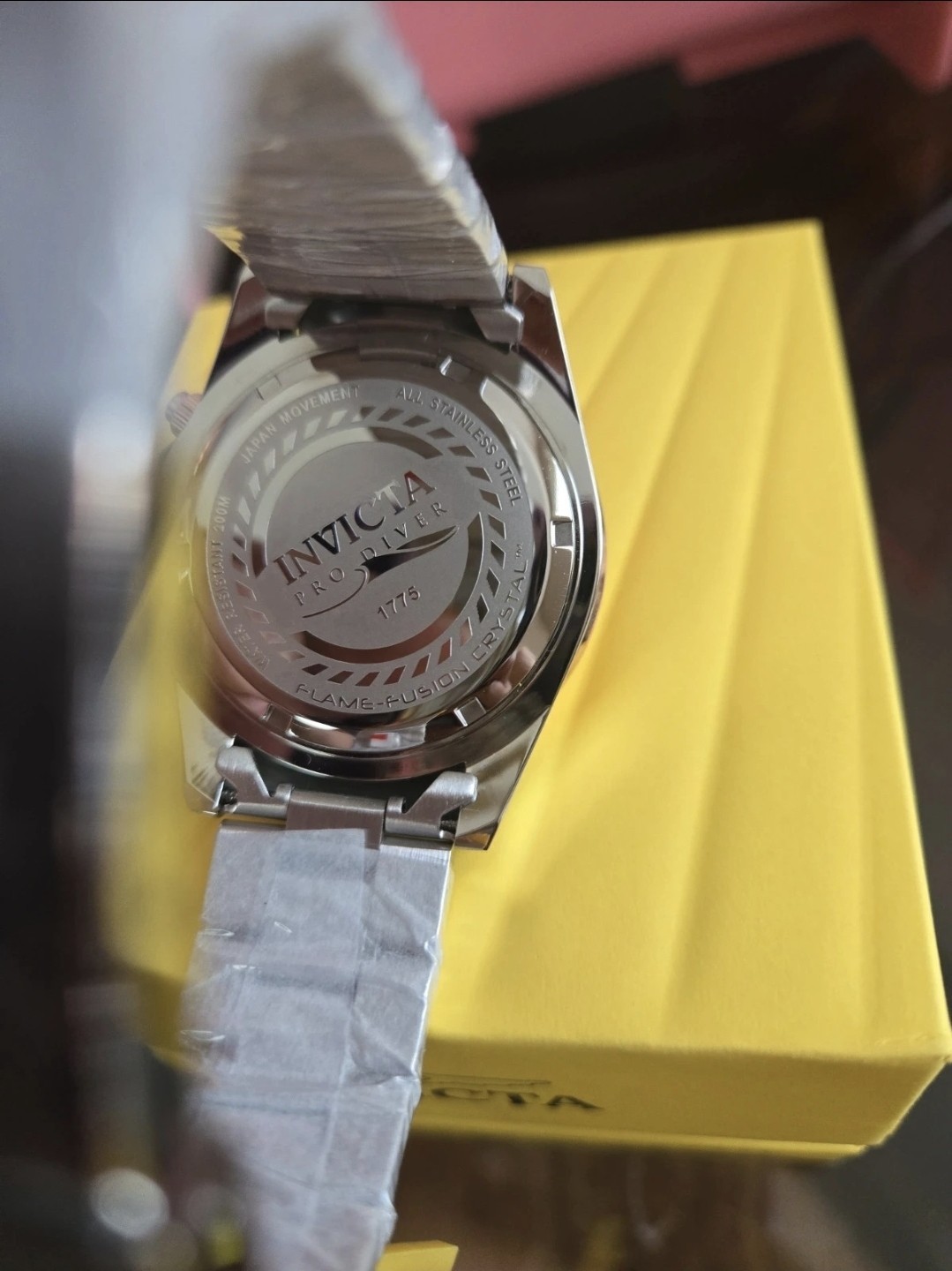 1775 Invicta Pro Diver Men’s Watch Rose Gold Silver Two-Tone Watch 43.5mm