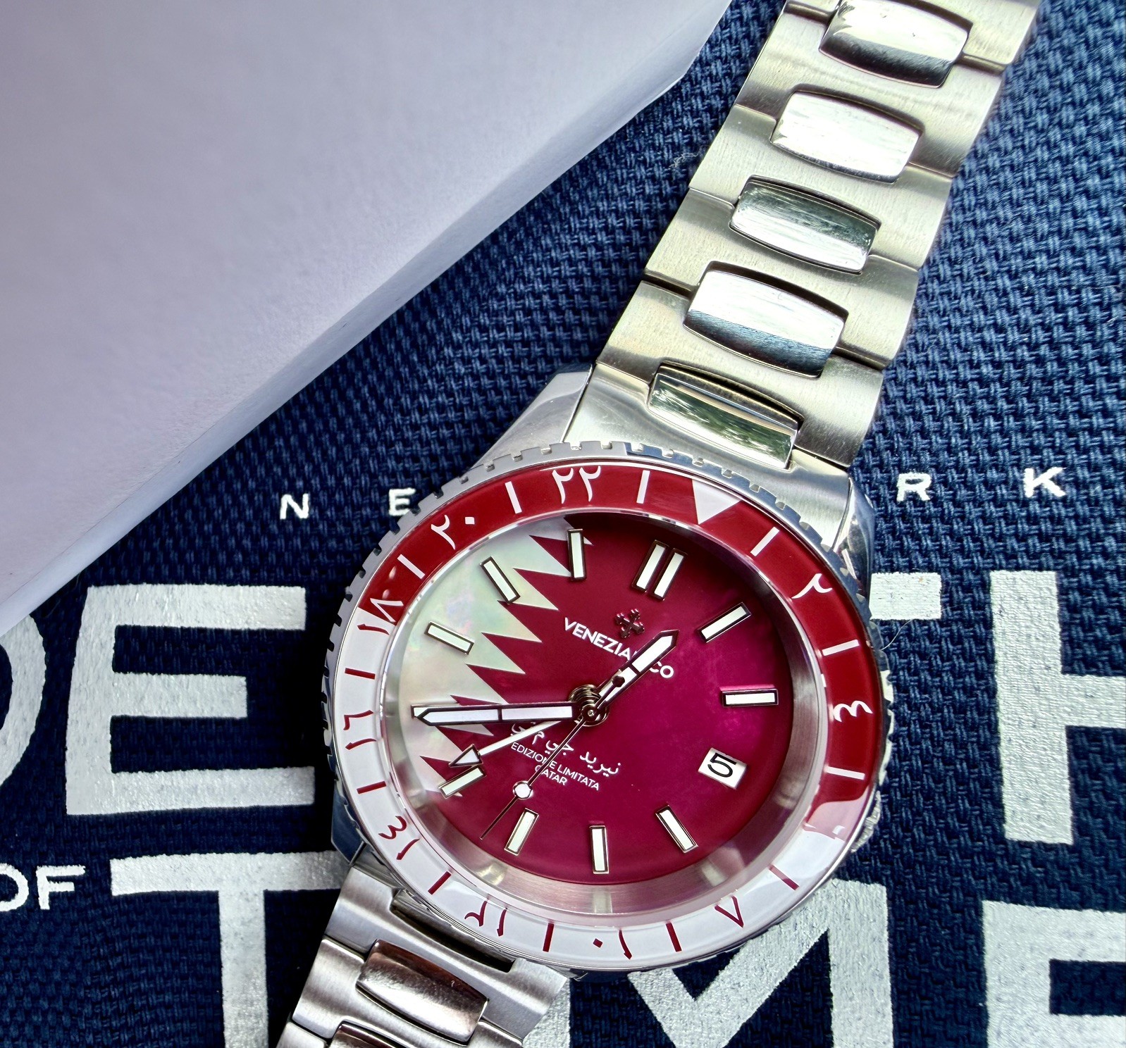 VENEZIANICO NEREIDE GMT 39 3521500QTR Qatar Limited Edition