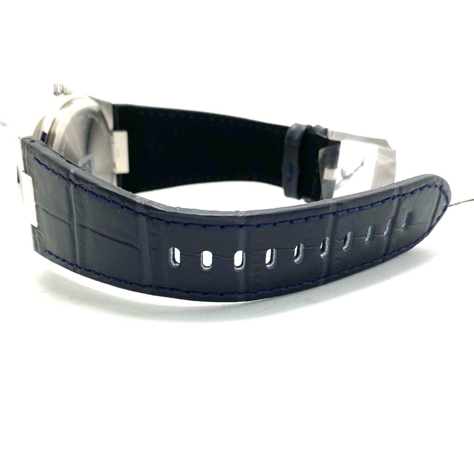 Men’s Watch Tissot T137410A Quartz Navy Date Leather Strap 100m Water Resistant