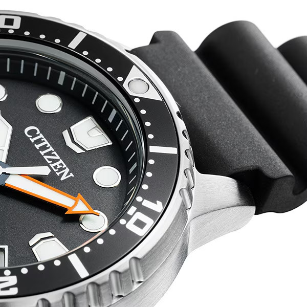 CITIZEN PROMASTER EO2020-08E Eco-Drive Diver 200m 37mm Black