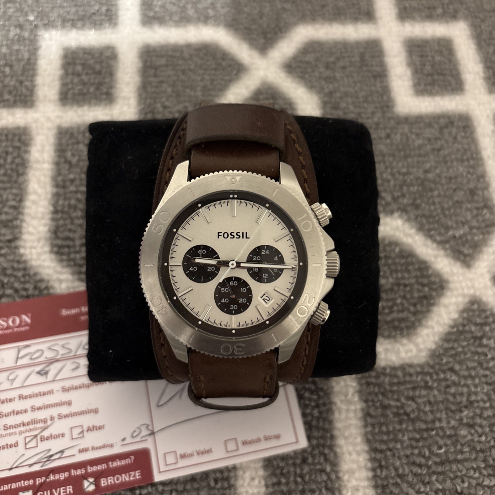 Fossil Mens CH2886 Chrono Divers Watch – 100m – Brand new battery lifetime card