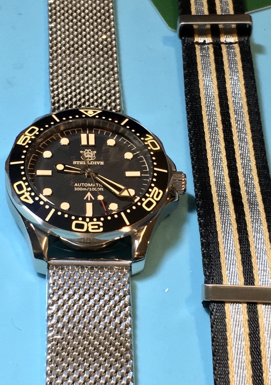 STEELDIVE 007 42MM WATCH NO TIME TO DIE SEIKO NH35 SAPPHIRE MILANESE & NATO BAND