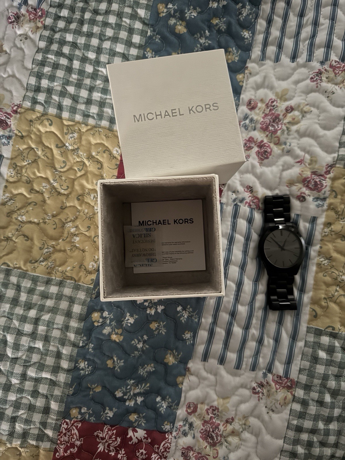 Michael Kors MK-8507 Black Stainless Steel Quartz 42mm Watch w/ Box Manual