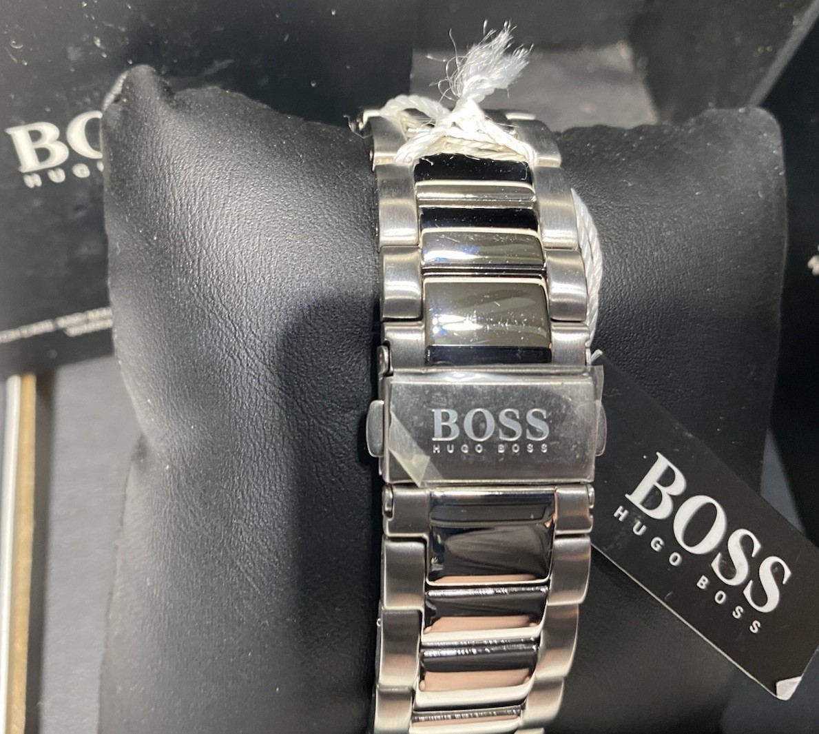 Hugo Boss Men’s 41MM Architecture Silver-Tone Date Watch 1512918 NEW!!!