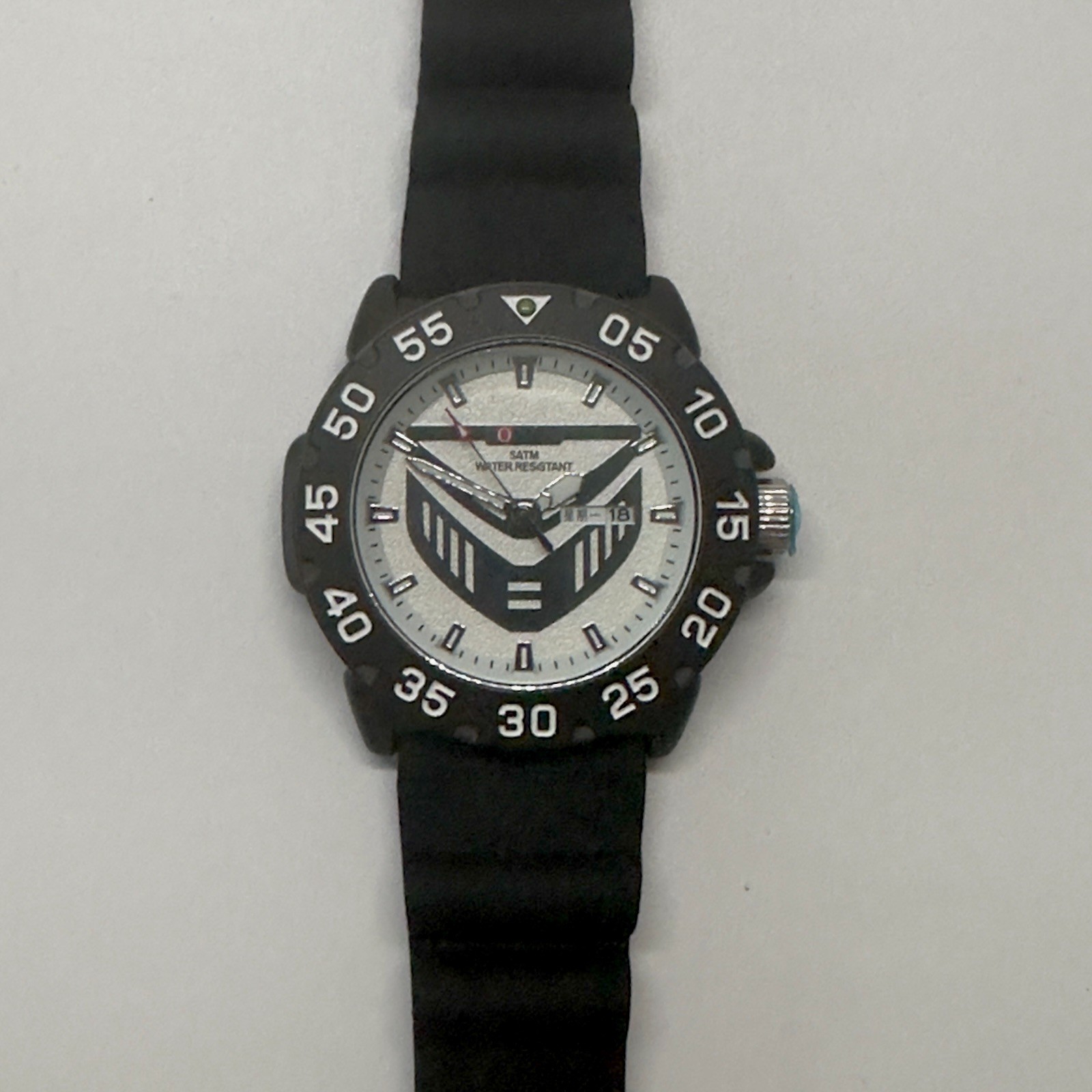 OFNS Men’s Quartz Waterproof Watch. Rotating Alloy Bezel. Rubber Strap