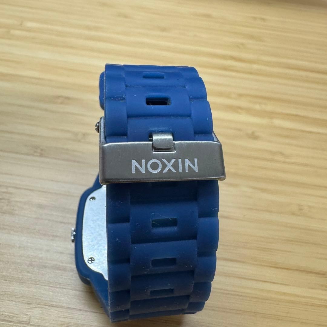 NIXON THE RUBBER PLAYER (Rubber Player) – Working Condition