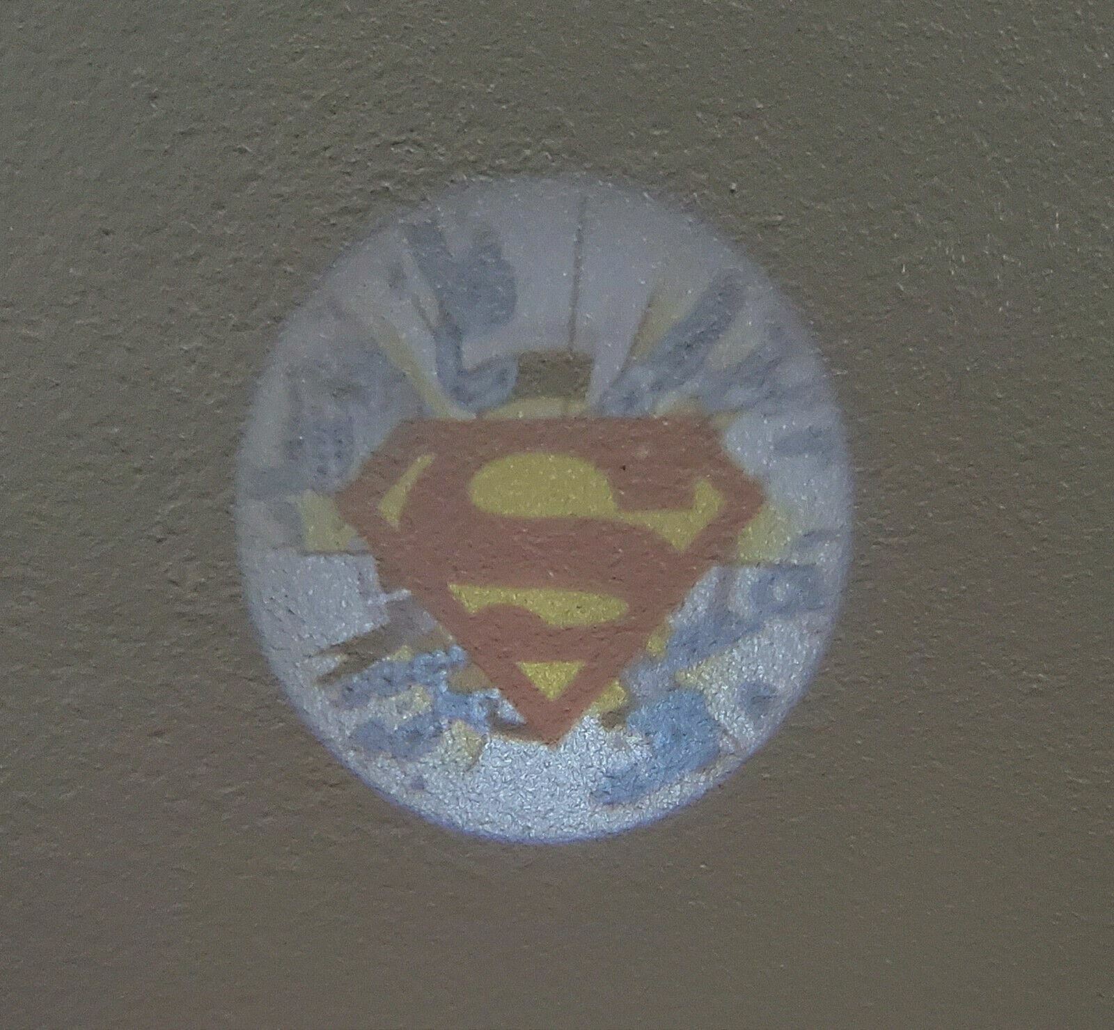 NEW DC Comics SUPERMAN Kids Projection Watch Projects 10 Pictures (New battery)