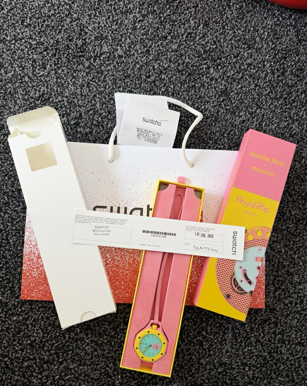 ✅AUTHENTIC Swatch Royal Pop – Otg Roz – FAST DISPATCH