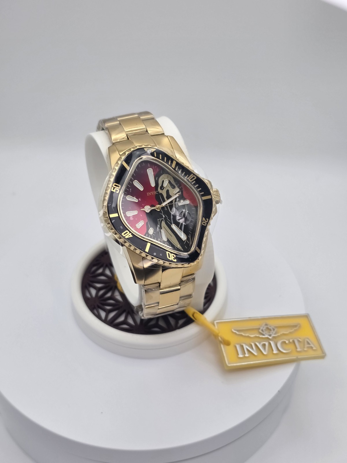 Invicta Artist Surreal Men’s Watch – 40mm, Gold Tone (50546) SS Bracelet