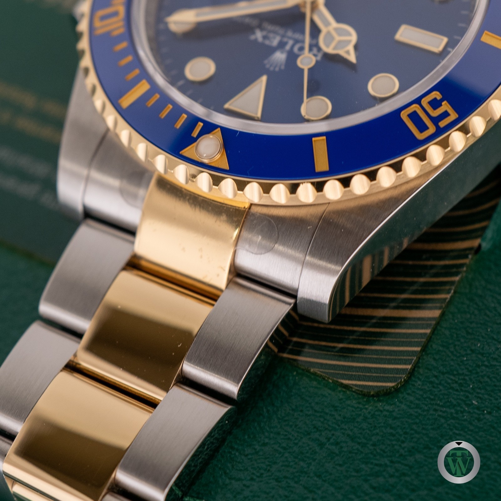 ROLEX SUBMARINER DATE 126613 LB 41MM BLUE DIAL 2021