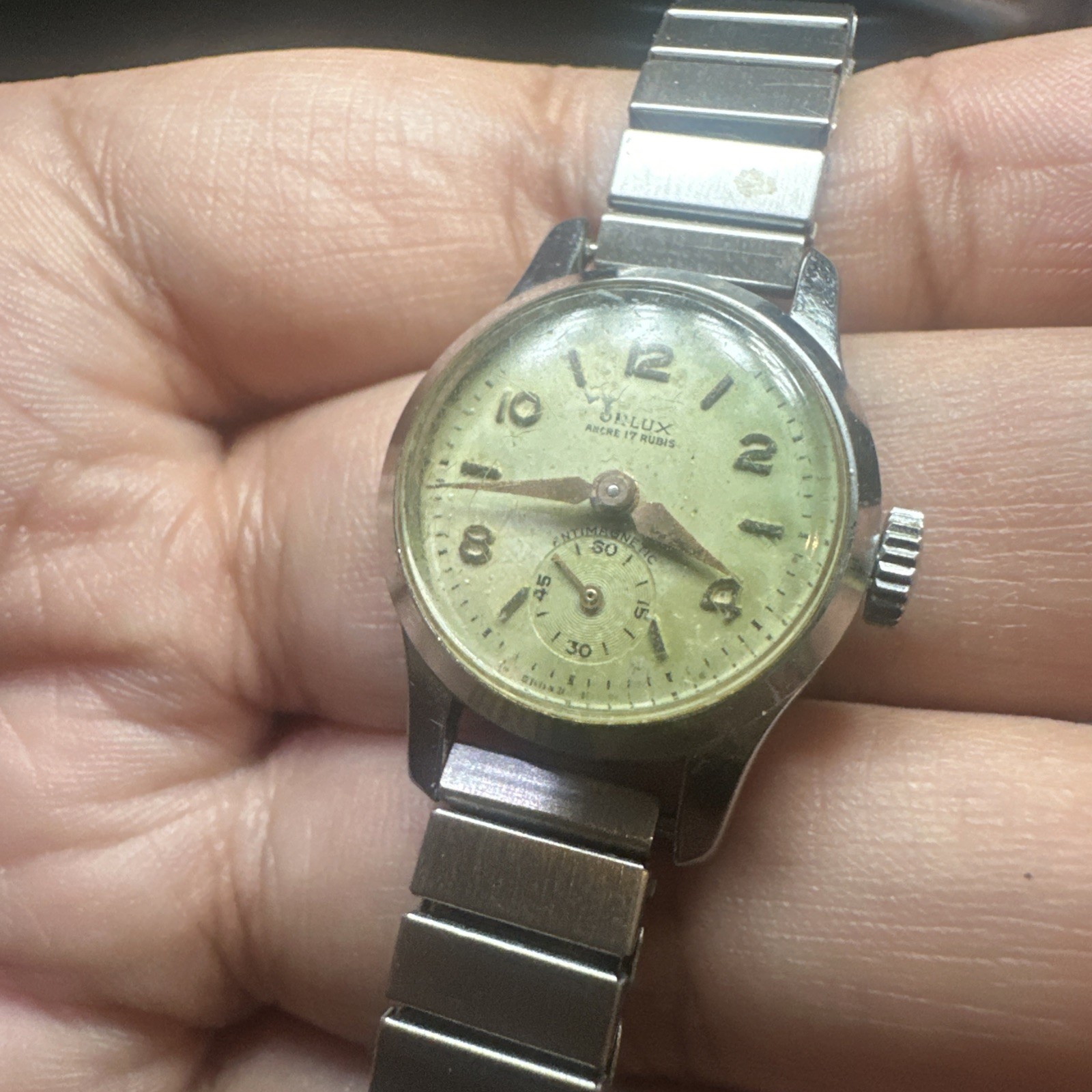 Vintage Orlux 17 Rubis Women’s watch Manual Wind 22mm Fir 6 mm -Ticks But Stops