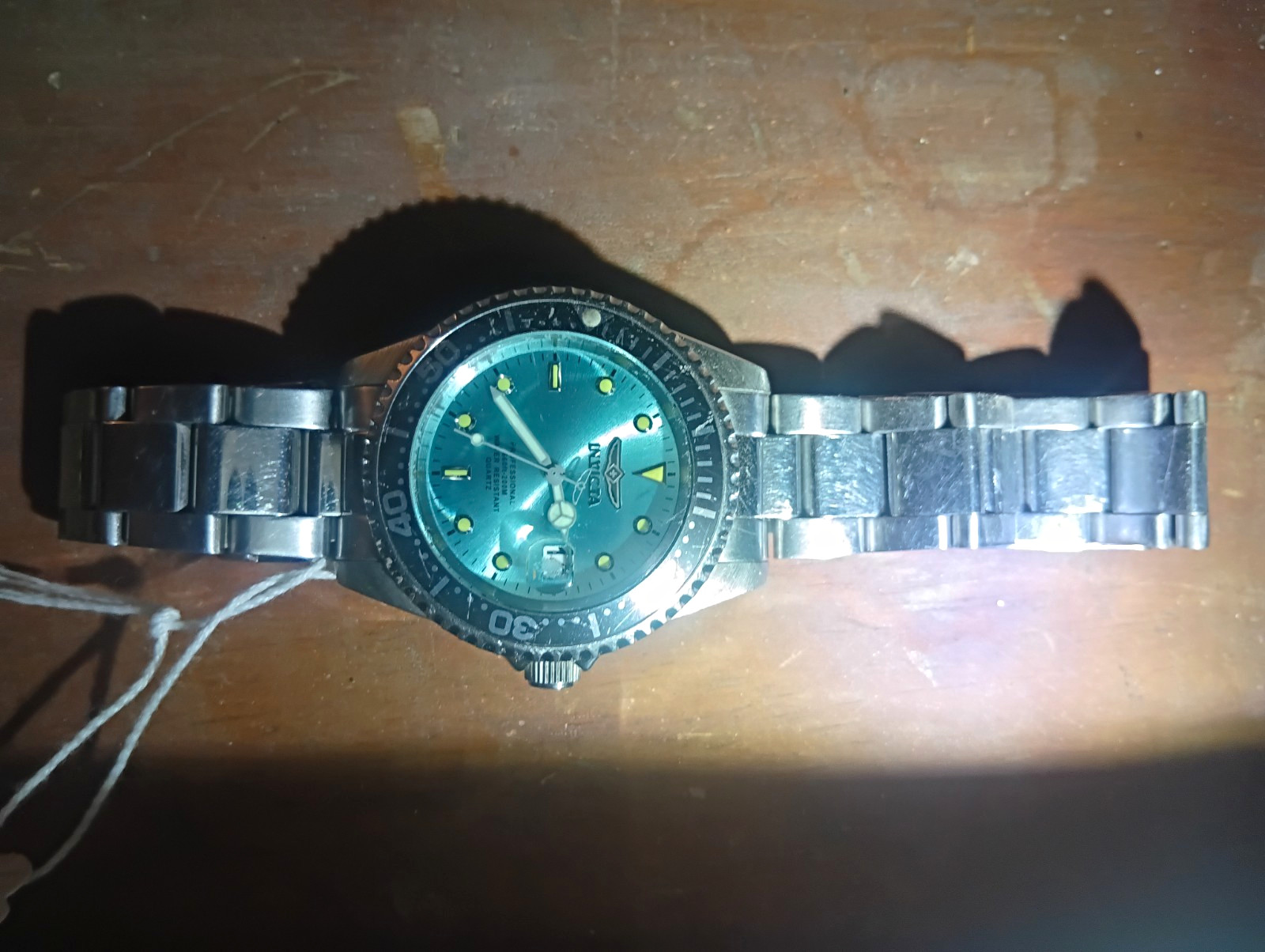 Invicta Pro Diver Men’s 40mm Green Dial 200m Quartz SS Date Diver Watch