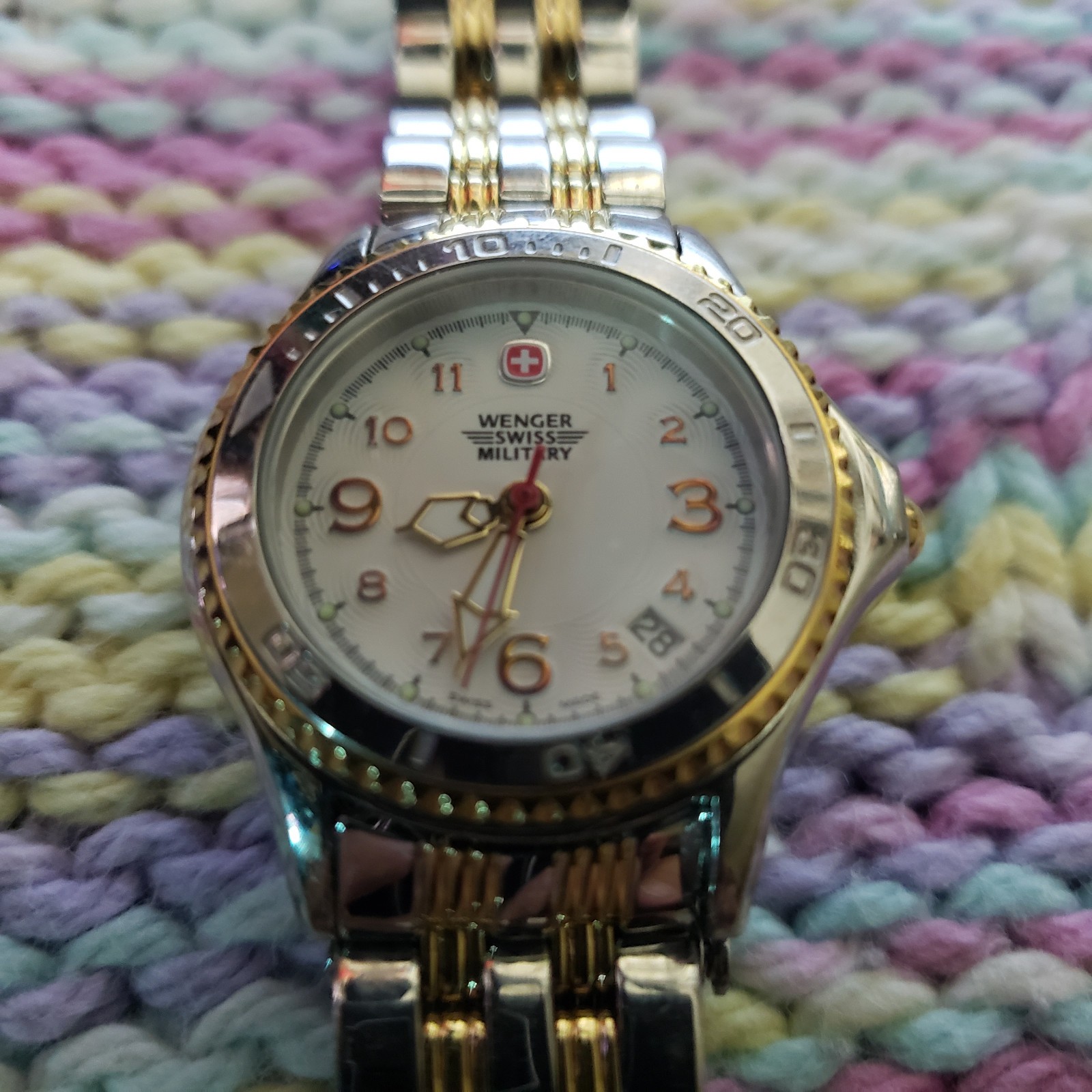 Wenger Swiss Military Watch Water Resistant 100m Two Tone 79095 Mineral Crystal