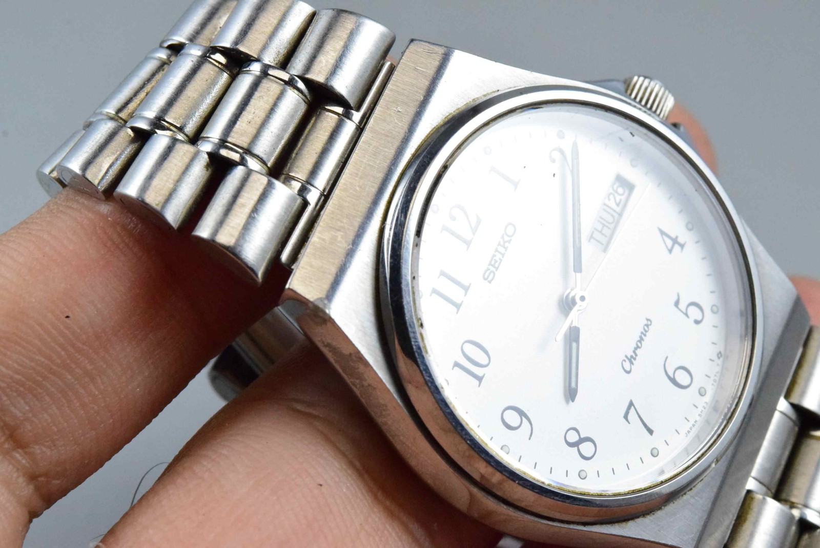 Vintage watch Seiko Chronos 5H23-7D20 White Men Quartz Round 37mm