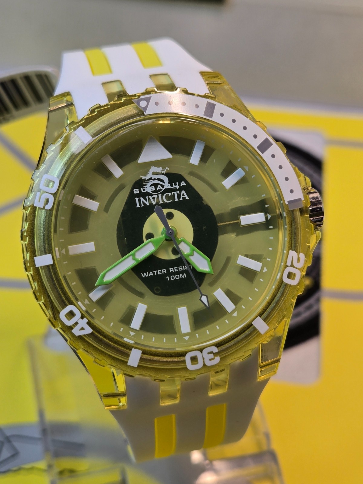 Invicta Subaqua Men’s Watch – 44mm, Green & White with Rotating Bezel NEW