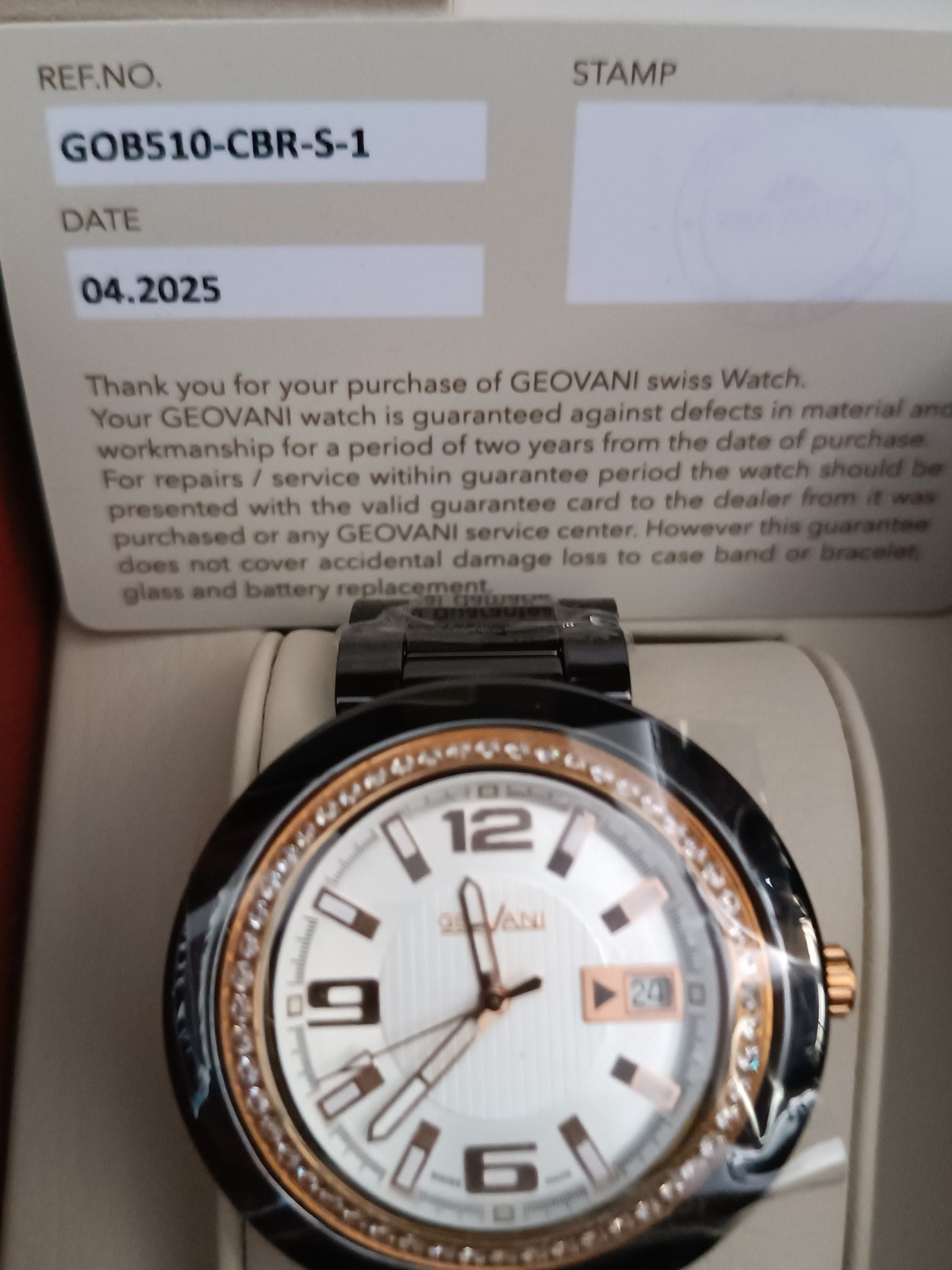 Geovani Luxury Watch with Zircons Unisex