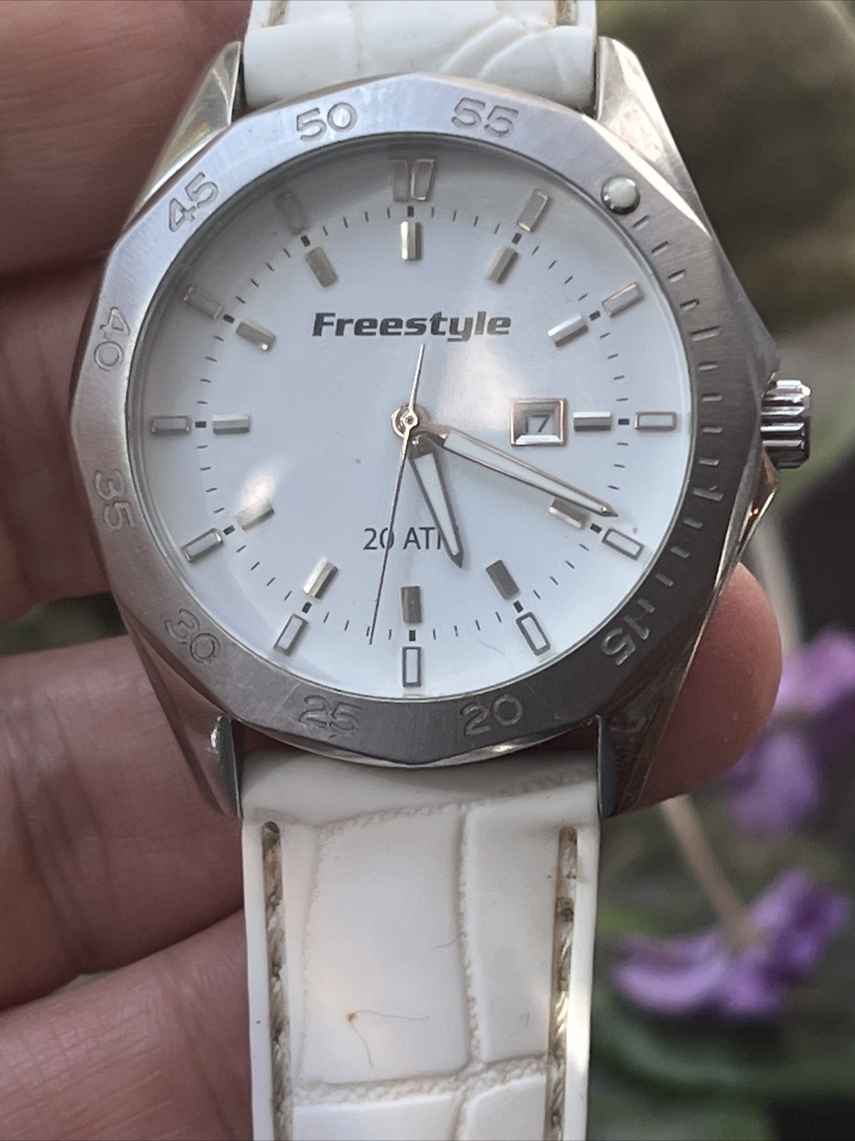 Freestyle Diver watch 200M H20 20ATM A126-12 White dial me’s watch