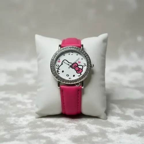 Hello Kitty Quartz Analog Wristwatch Pink Leather Strap Silver Tone Case