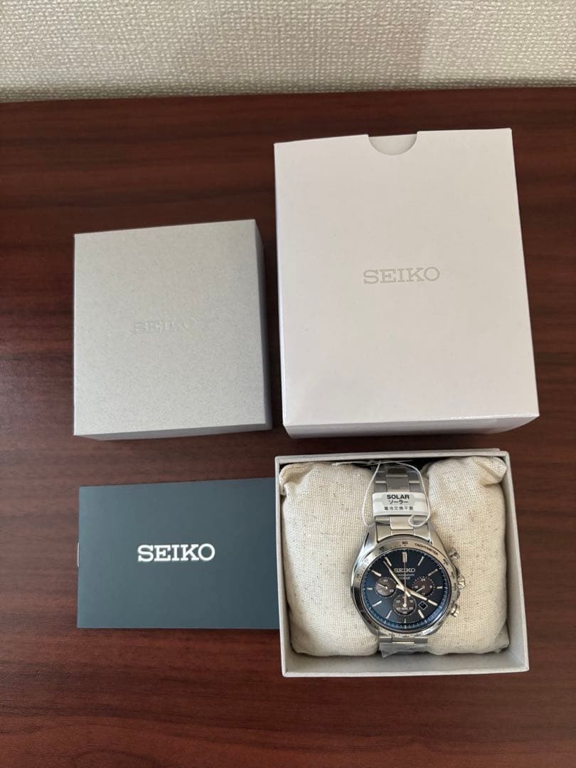 SEIKO V175-0FA0 Chronograph Men’s Watch Navy Dial SS Case