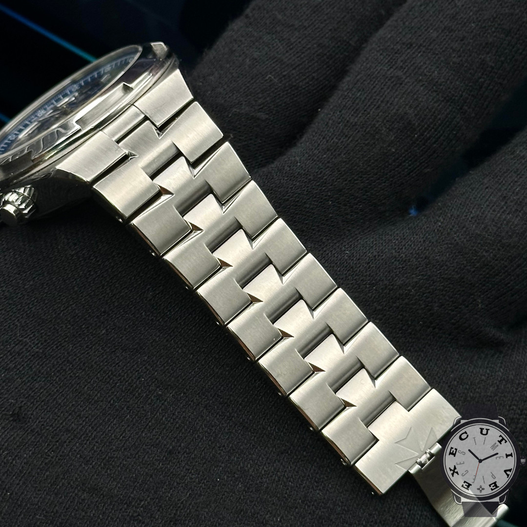 Vacheron Constantin Overseas Blue Dial 42.5mm 5500V/110A-B148 Complete Set Paper