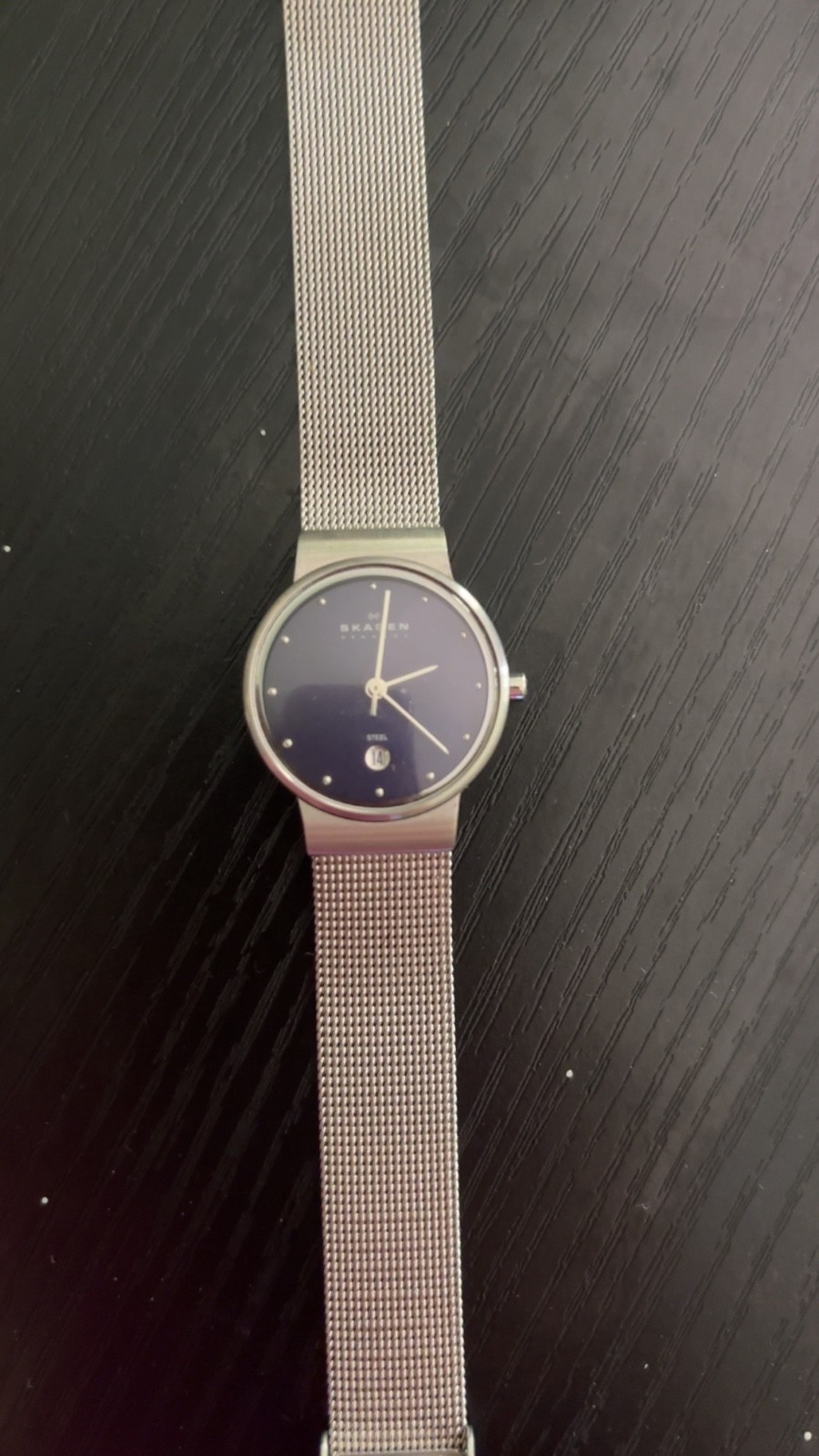 Skagen Denmark Steel 355SSSN Mesh Band Quartz Analog Women’s Watch Battery