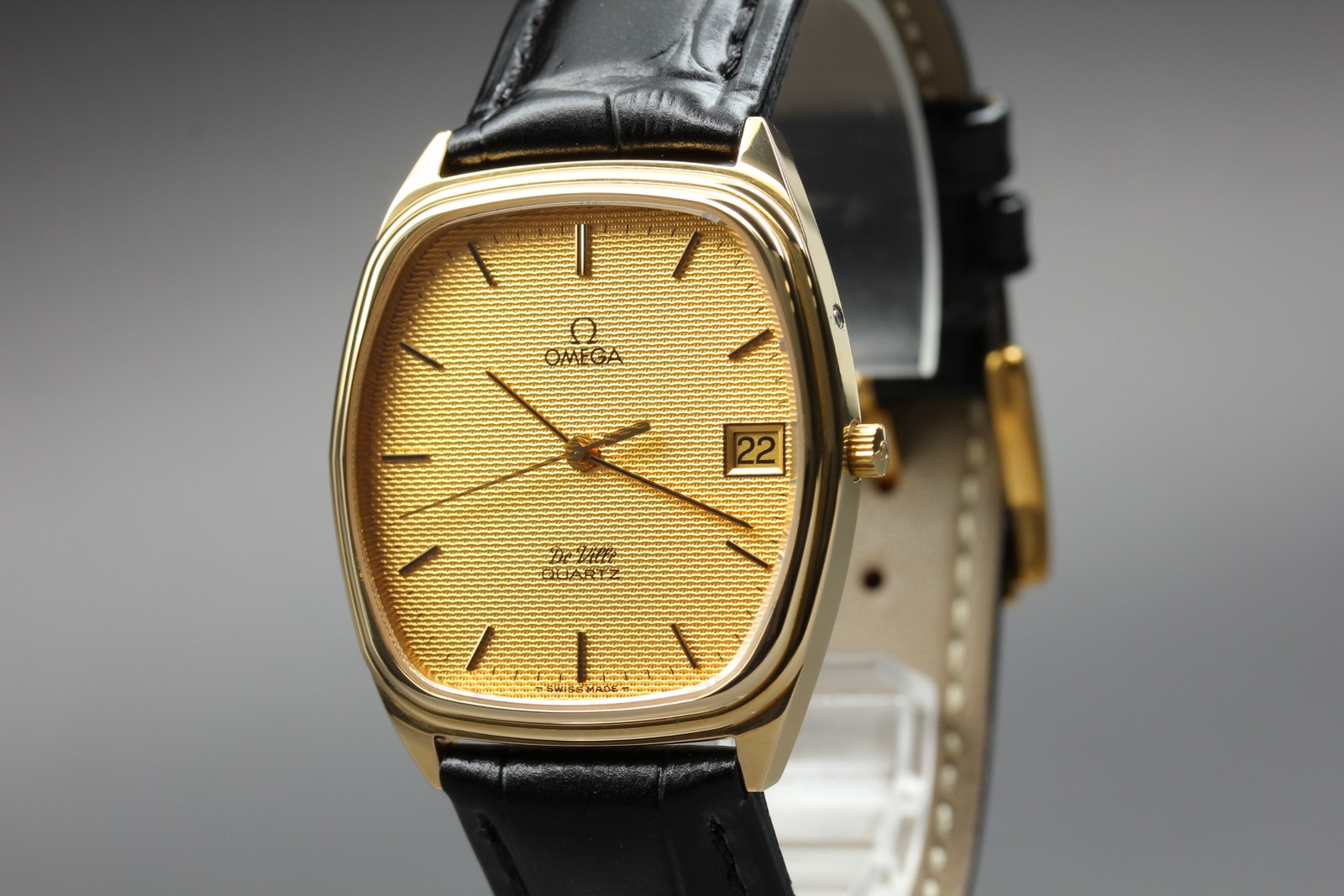 1980 Top MINT OMEGA De Ville 33mm 192.0046 Quartz Gold Dial Men’s Watch Vintage