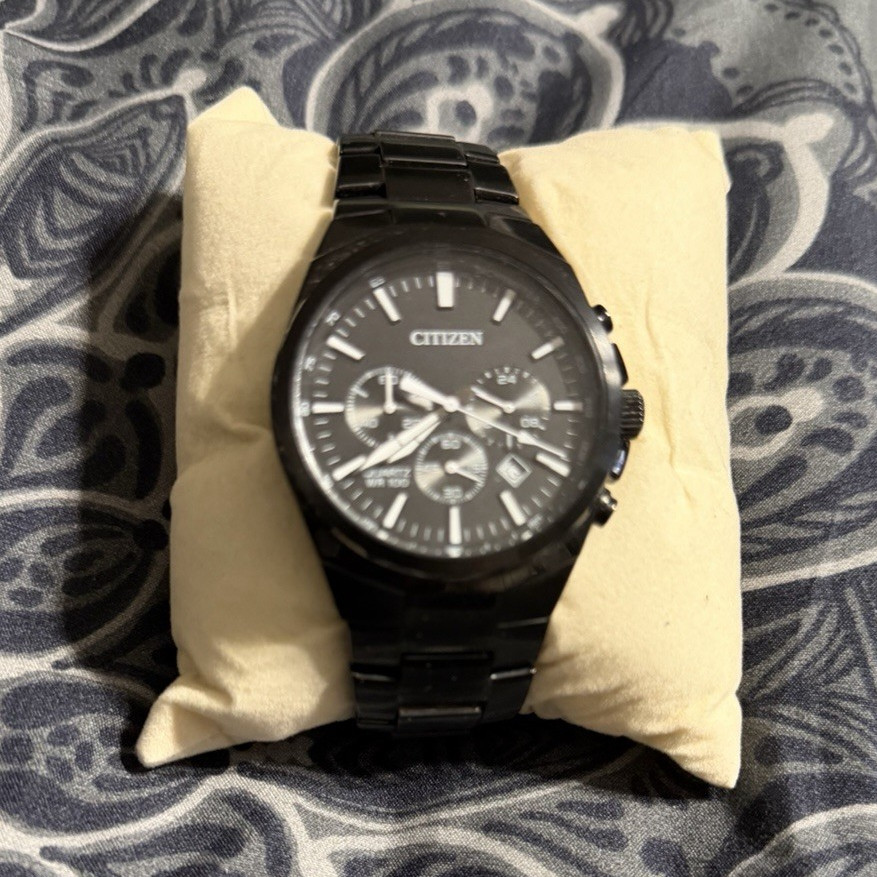 Citizen Eco-Drive Chronograph Date Black Dial Bracelet 42mm 100m